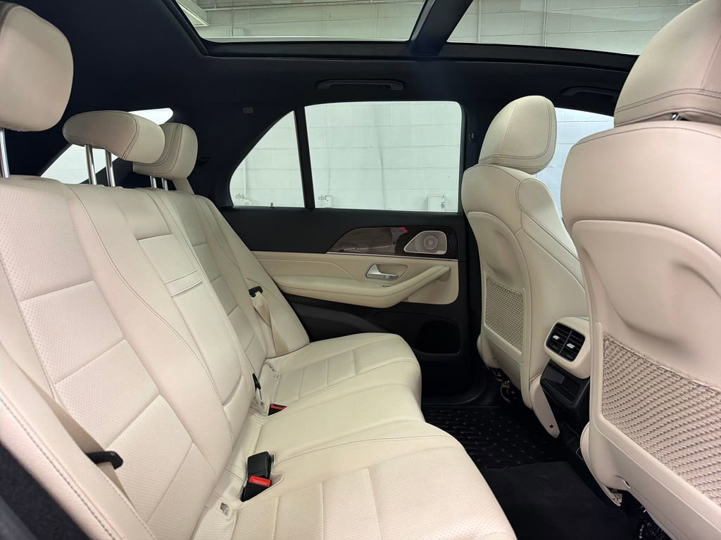 Used 2024 Mercedes-Benz GLE 350 4MATIC image 30