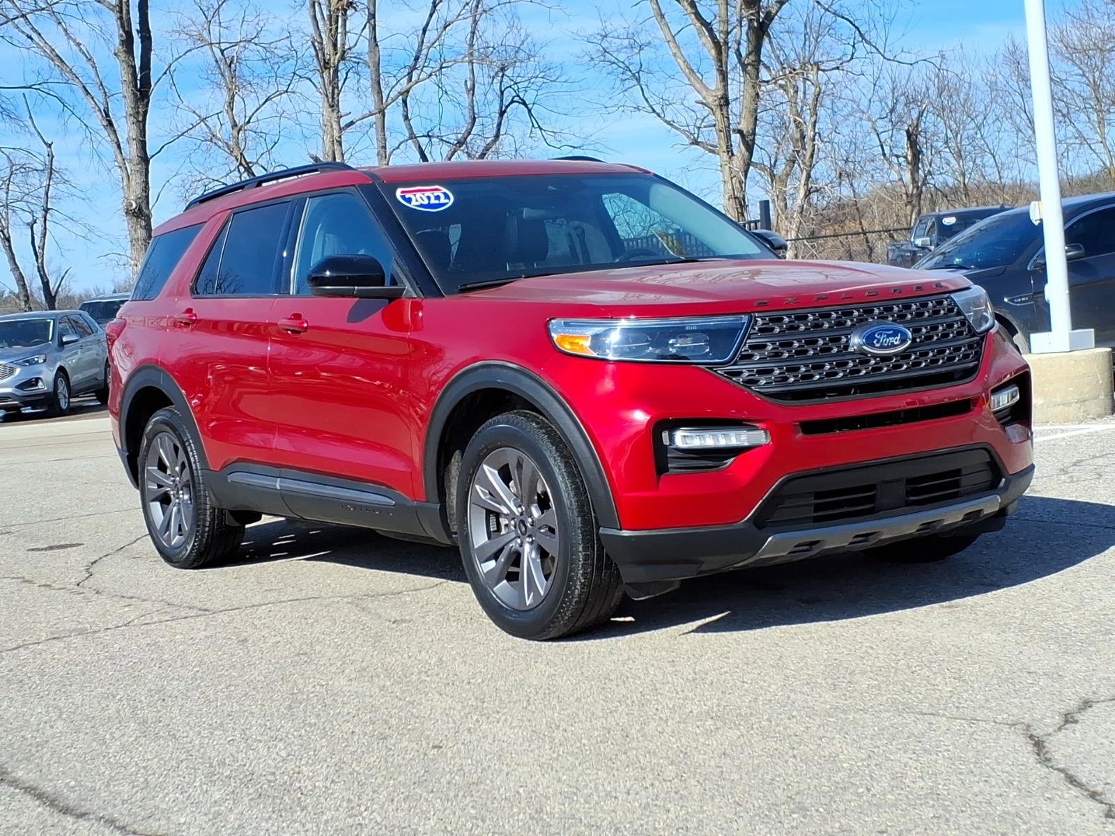 Certified 2022 Ford Explorer XLT w/ Equipment Group 202A