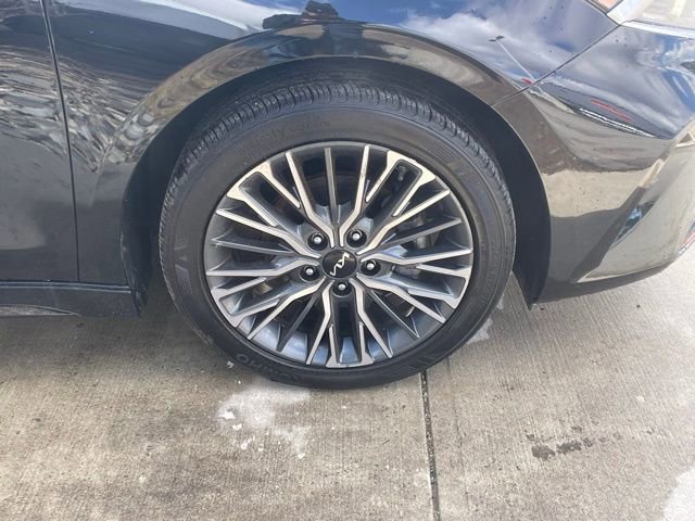 Used 2023 Kia Forte GT-Line image 10