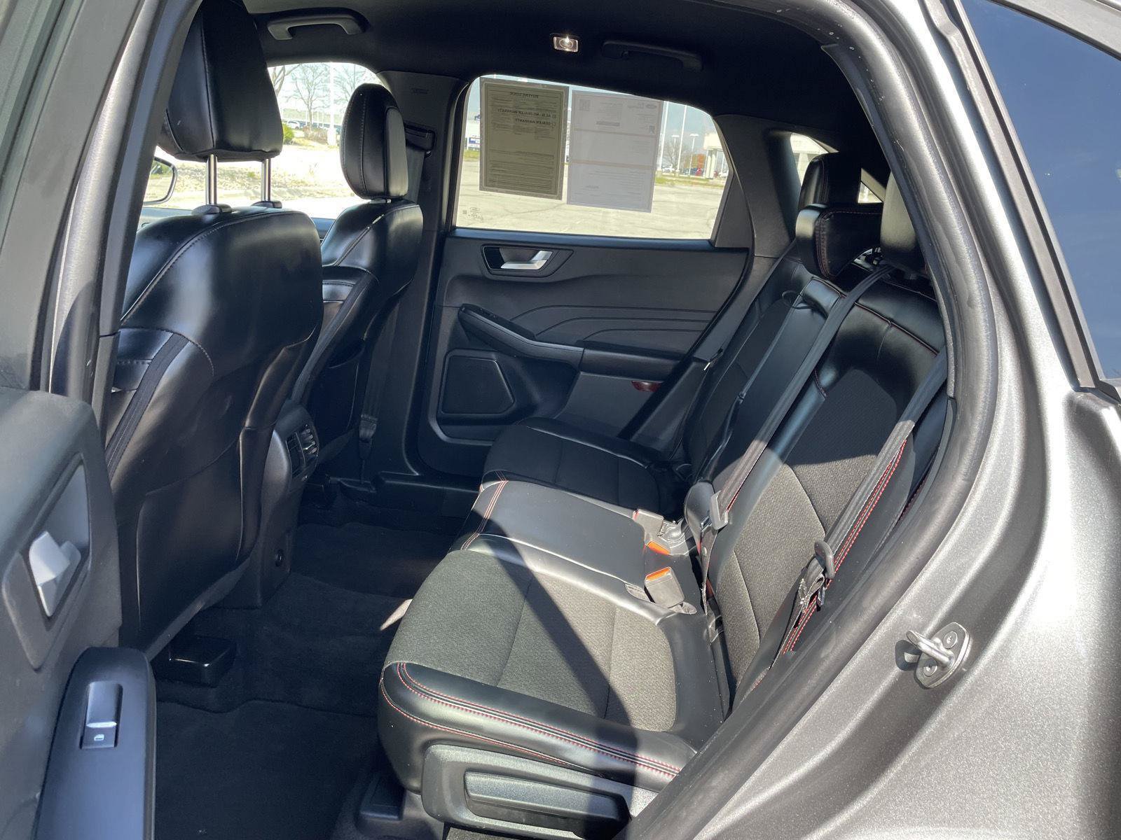 Certified 2025 Ford Escape ST-Line FWD image 20