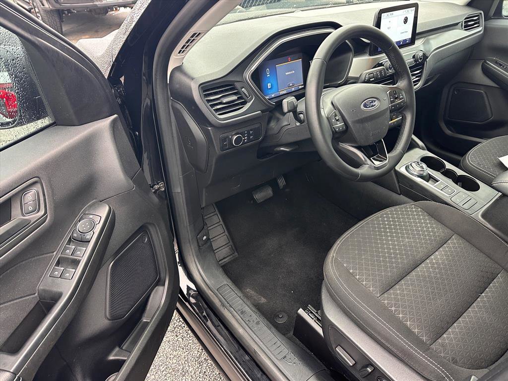 Certified 2024 Ford Escape Active image 9