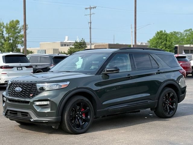 Certified 2023 Ford Explorer ST w/ Equipment Group 401A AWD/4WD image 39