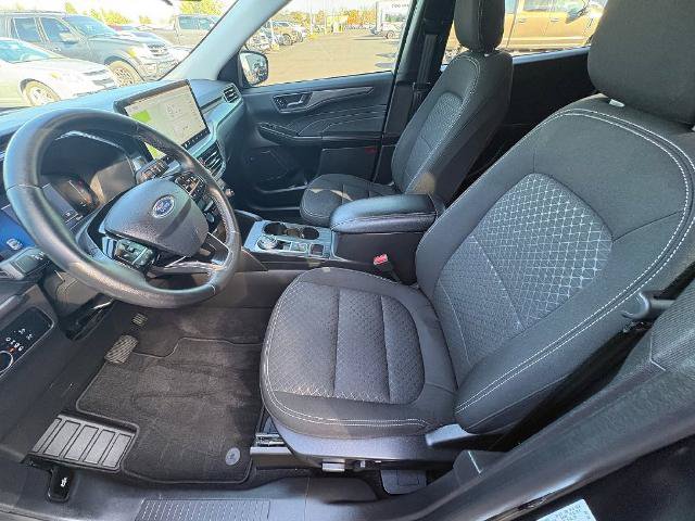 Certified 2023 Ford Escape Active w/ Tech Pack #1 AWD/4WD image 9