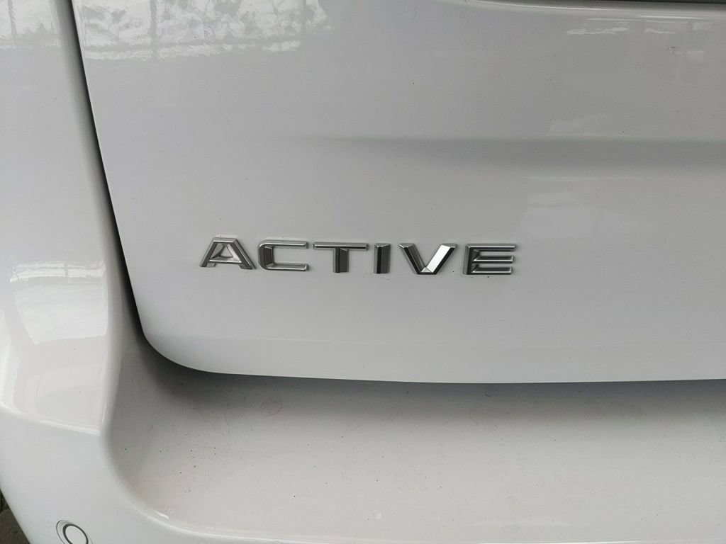 Certified 2025 Ford Expedition Active AWD/4WD image 8