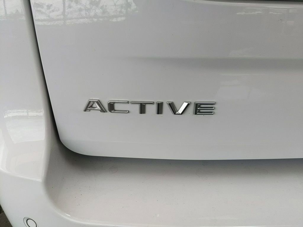 Certified 2025 Ford Expedition Active AWD/4WD image 8