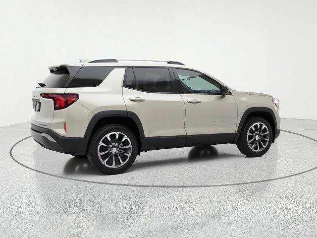 Used 2026 GMC Terrain Elevation w/ Elevation Premium Package FWD image 8