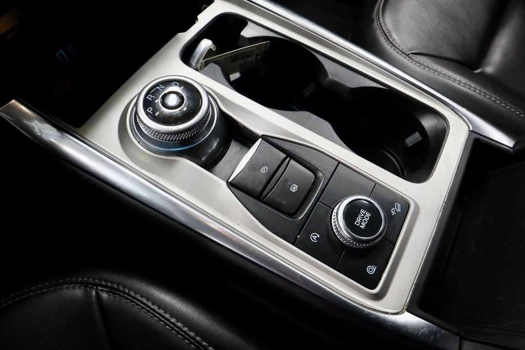 Certified 2023 Ford Explorer XLT w/ Equipment Group 202A image 35