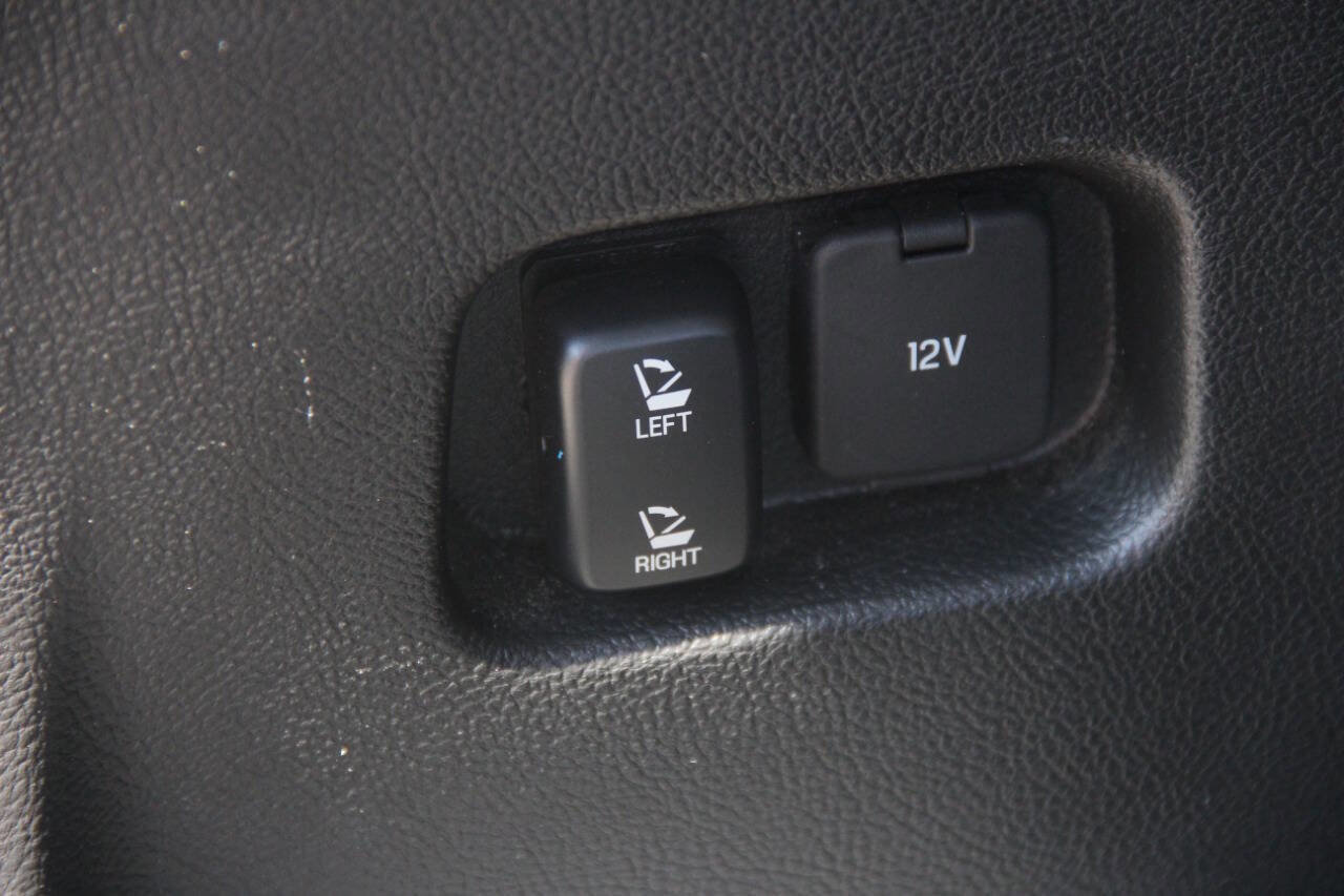 Certified 2023 Ford Edge SEL image 15