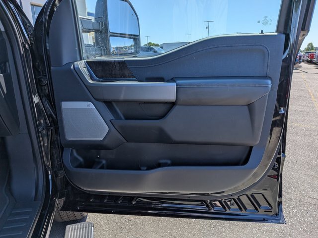 Certified 2025 Ford F250 Lariat w/ Lariat Ultimate Package AWD/4WD image 33