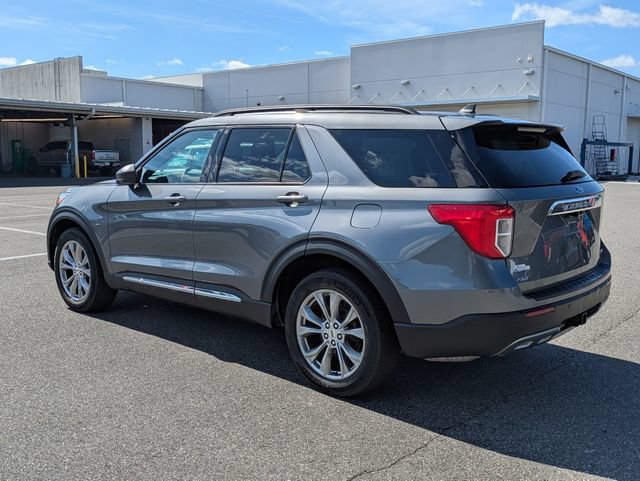Certified 2023 Ford Explorer XLT w/ Equipment Group 202A AWD/4WD image 5