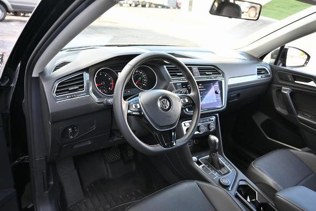 Used 2021 Volkswagen Tiguan SE image 17