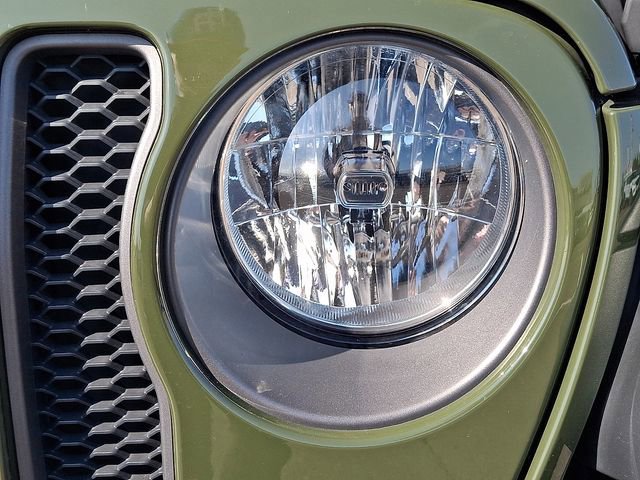 Used 2022 Jeep Wrangler Unlimited Rubicon image 10