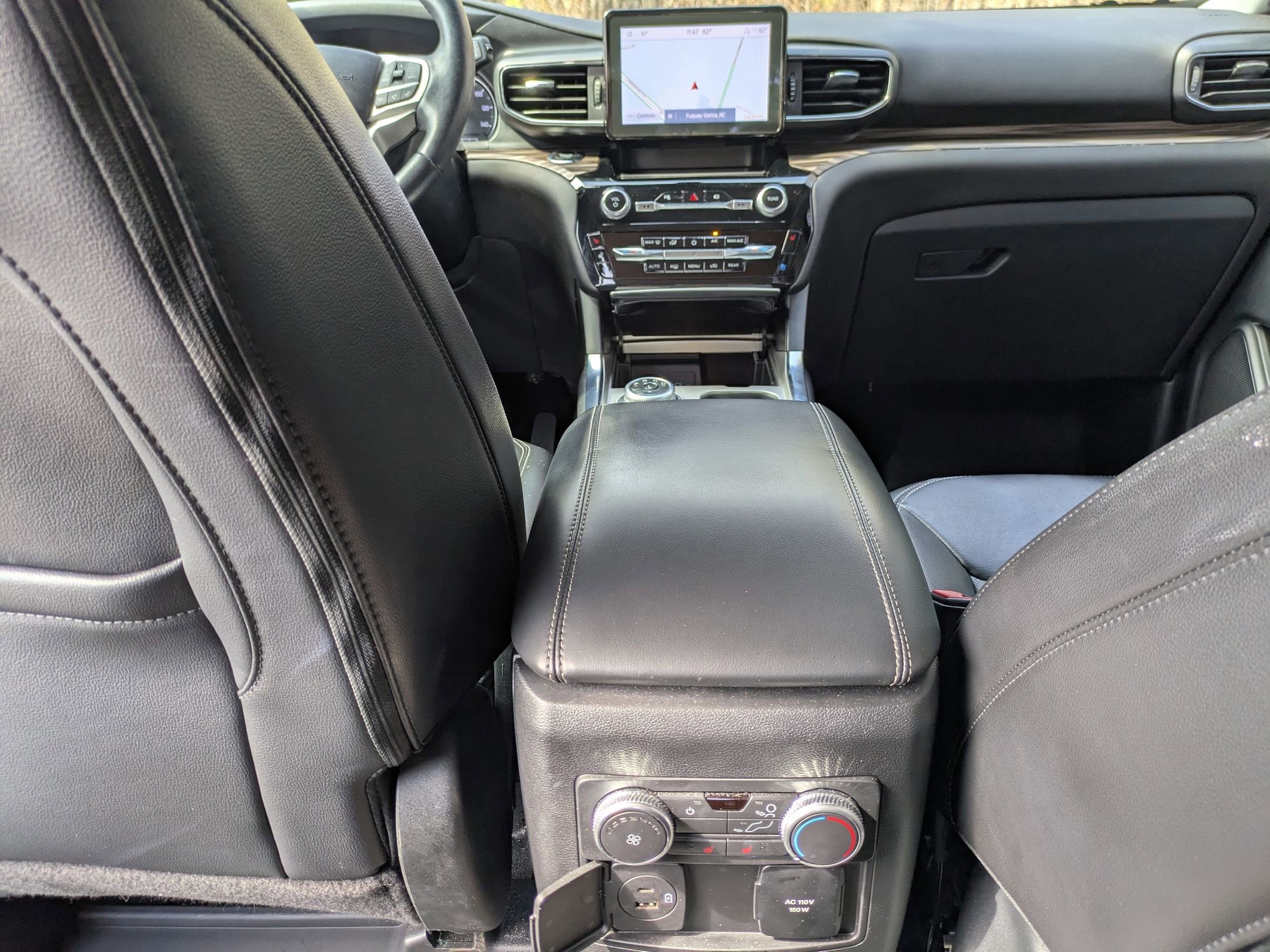 Certified 2022 Ford Explorer Limited w/ Equipment Group 301A image 30