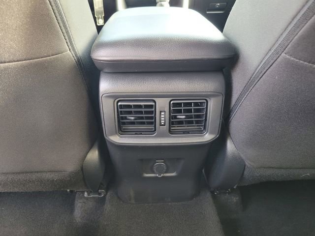 Used 2022 Toyota RAV4 LE image 15