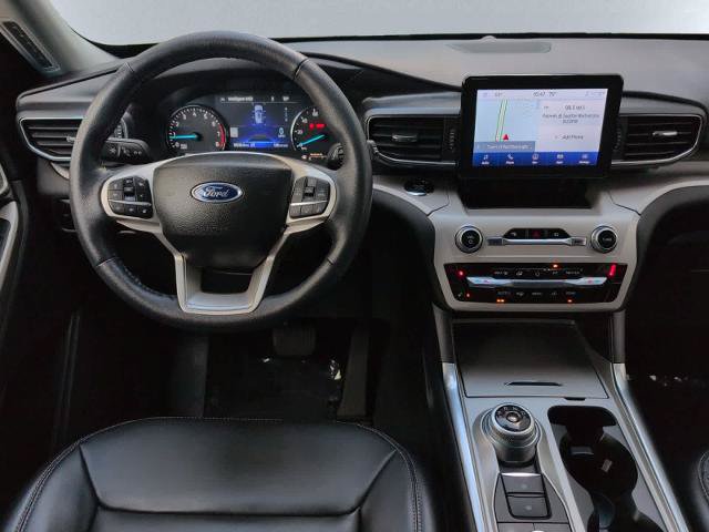 Certified 2023 Ford Explorer XLT w/ Equipment Group 202A AWD/4WD image 18