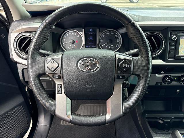 Used 2017 Toyota Tacoma SR5 w/ Tow Package RWD image 17