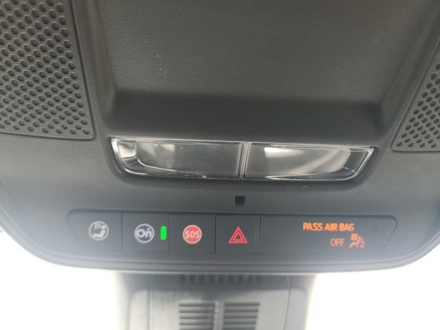 Used 2025 GMC Terrain Elevation AWD/4WD image 28
