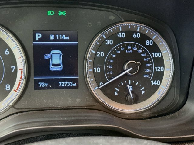 Used 2022 Hyundai Venue SEL FWD image 12