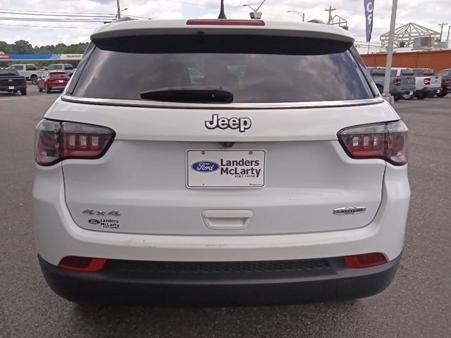 Used 2024 Jeep Compass Latitude AWD/4WD image 4