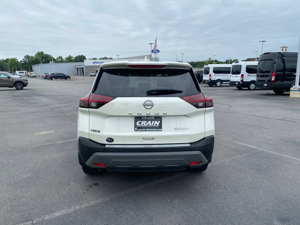 Used 2023 Nissan Rogue SV AWD/4WD image 6