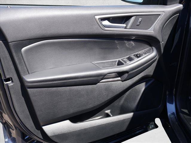 Certified 2022 Ford Edge SEL w/ Convenience Package AWD/4WD image 11