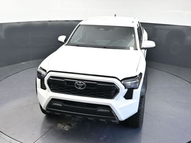 Used 2024 Toyota Tacoma TRD Off-Road AWD/4WD image 27