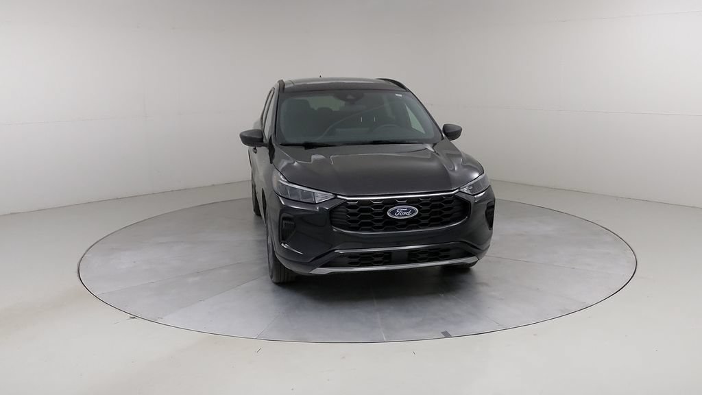 Certified 2024 Ford Escape ST-Line w/ Tech Pack #1 AWD/4WD image 10