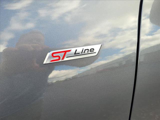 Certified 2023 Ford Escape ST-Line AWD/4WD image 3