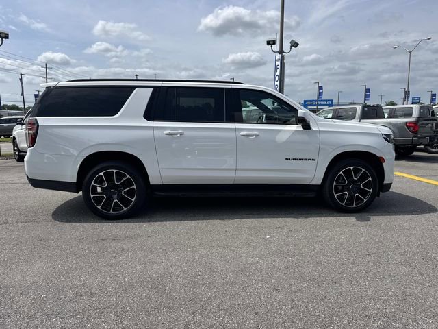 Used 2021 Chevrolet Suburban RST w/ Luxury Package RWD image 4