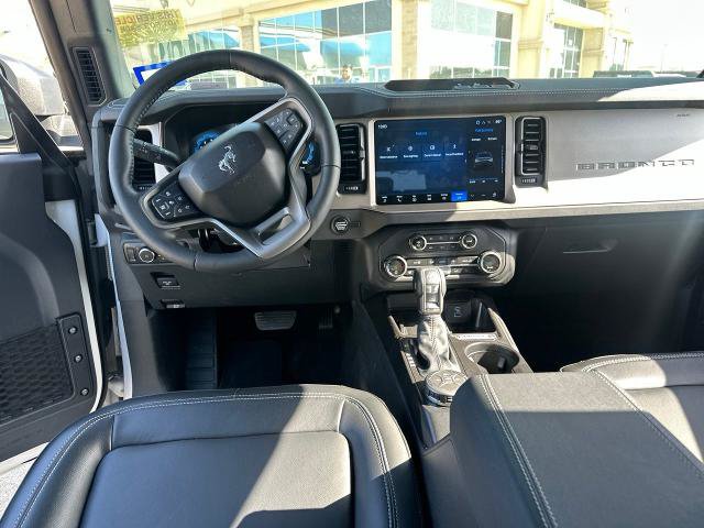 Certified 2025 Ford Bronco Outer Banks AWD/4WD image 15