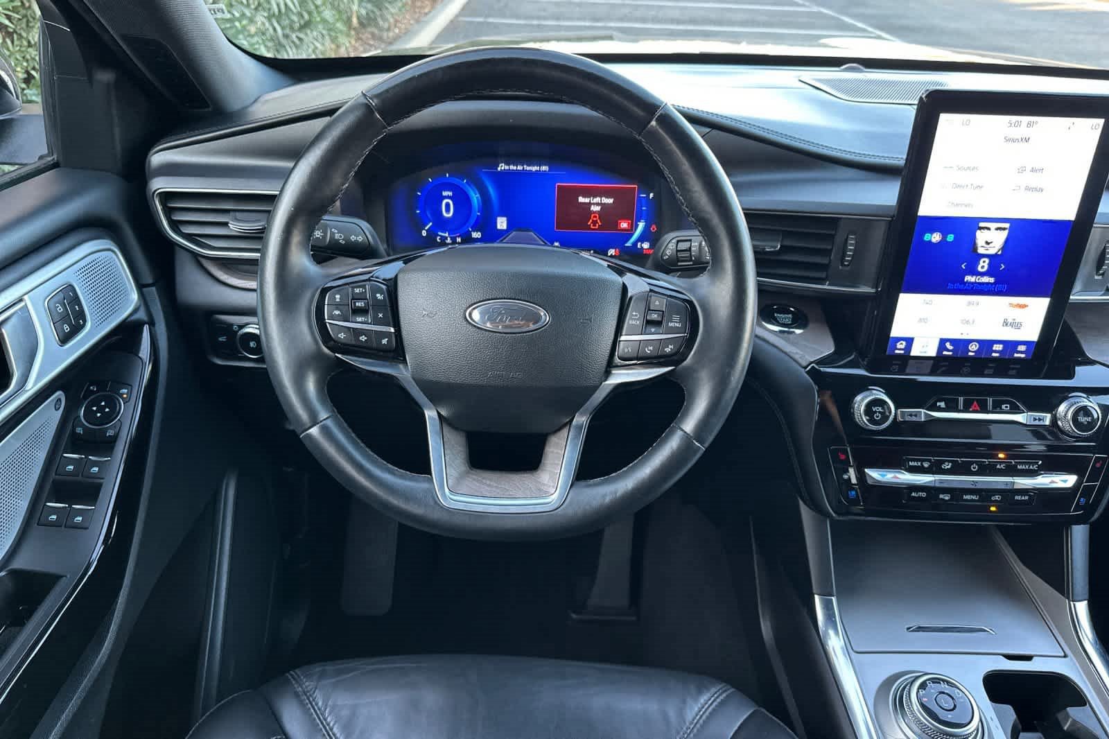 Certified 2023 Ford Explorer Platinum w/ Technology Package image 15