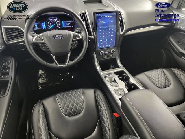 Certified 2024 Ford Edge Titanium AWD/4WD image 33