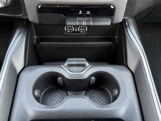 Used 2024 RAM 1500 Laramie AWD/4WD image 19