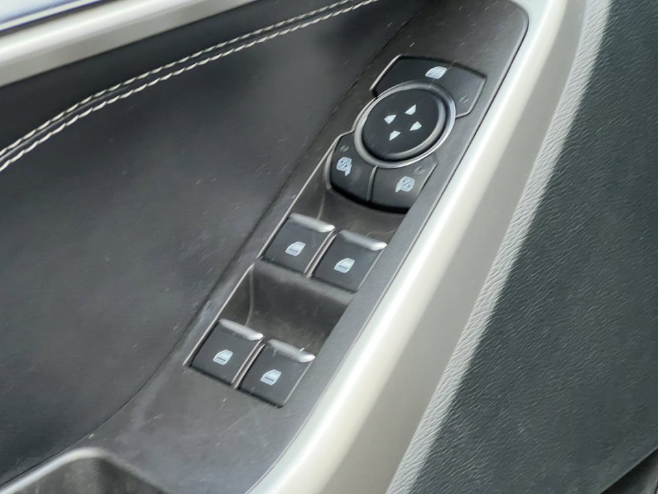 Certified 2023 Ford Explorer XLT w/ Equipment Group 202A image 17