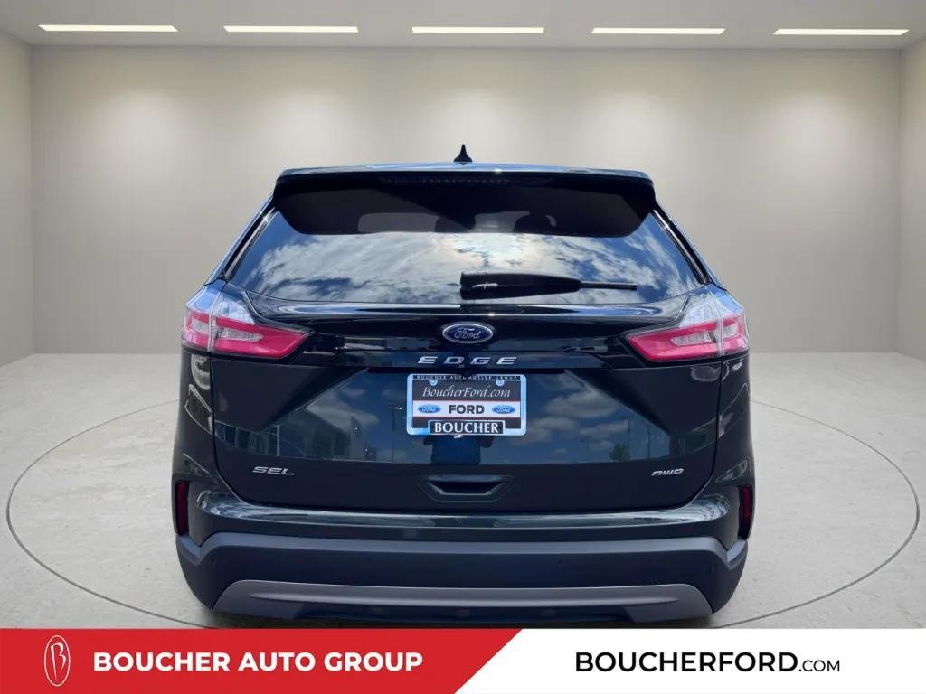 Certified 2022 Ford Edge SEL w/ Convenience Package AWD/4WD image 8