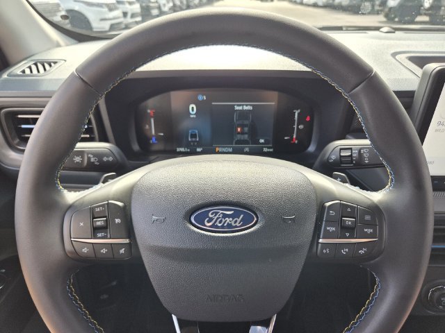 Certified 2025 Ford Maverick Lobo AWD/4WD image 26