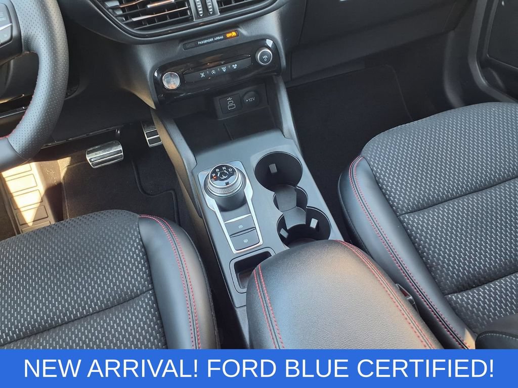 Certified 2024 Ford Escape ST-Line w/ Tech Pack #1 AWD/4WD image 10