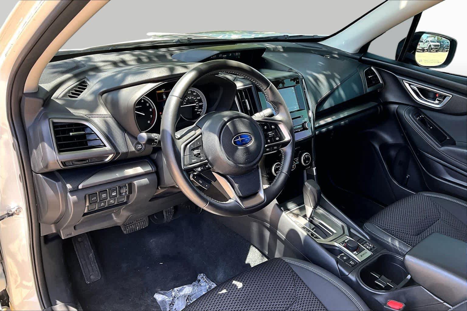 Used 2021 Subaru Forester Premium AWD/4WD image 18