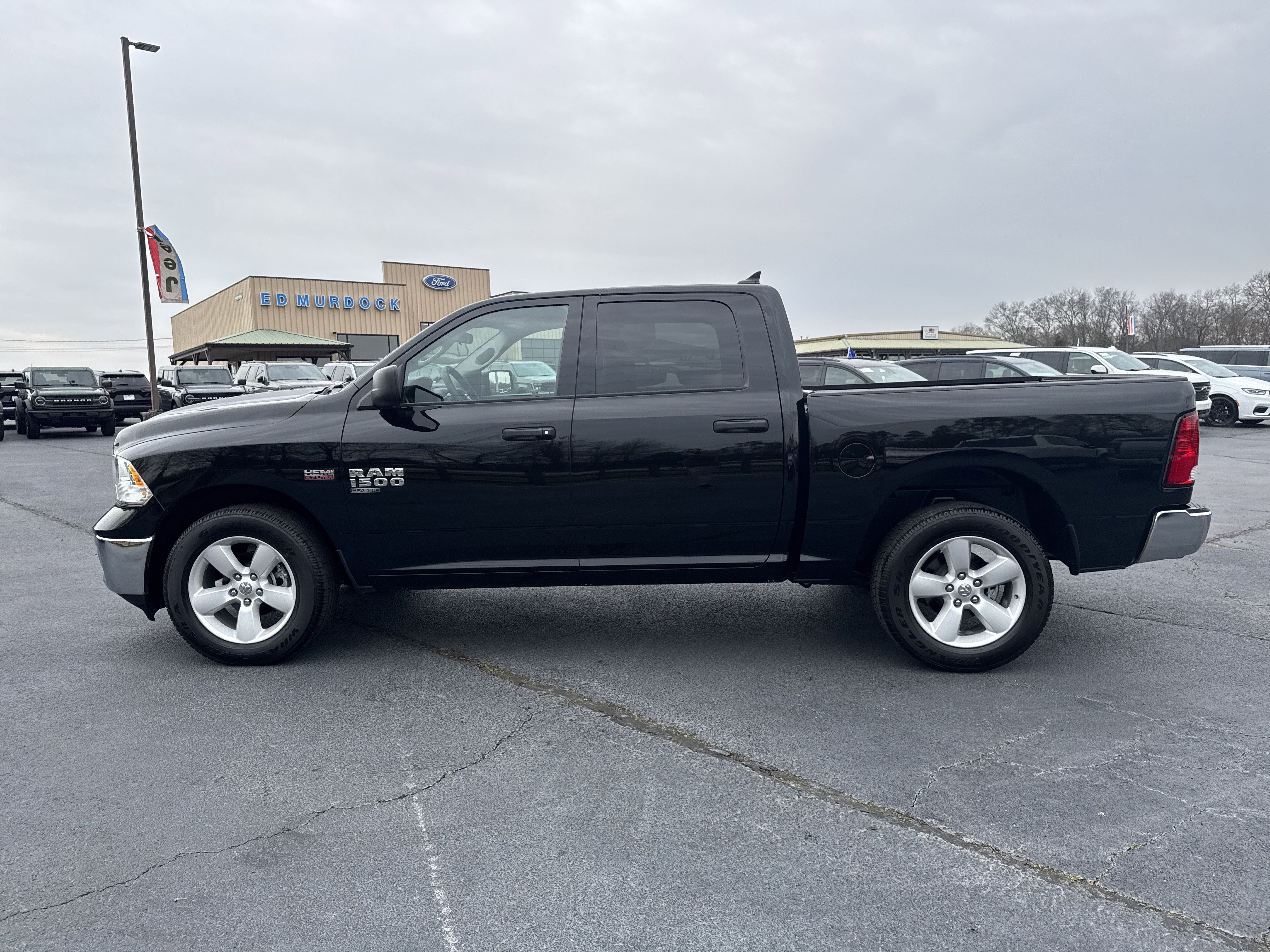Used 2024 RAM 1500 Tradesman w/ Tradesman SXT Package image 8