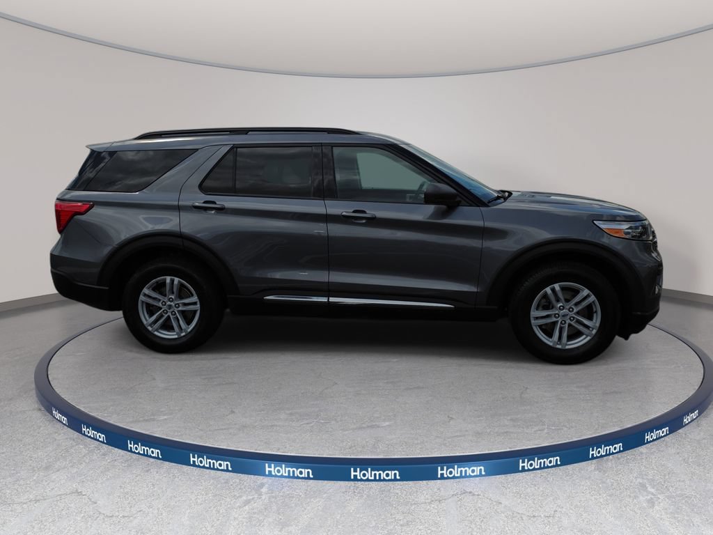 Certified 2023 Ford Explorer XLT AWD/4WD image 4