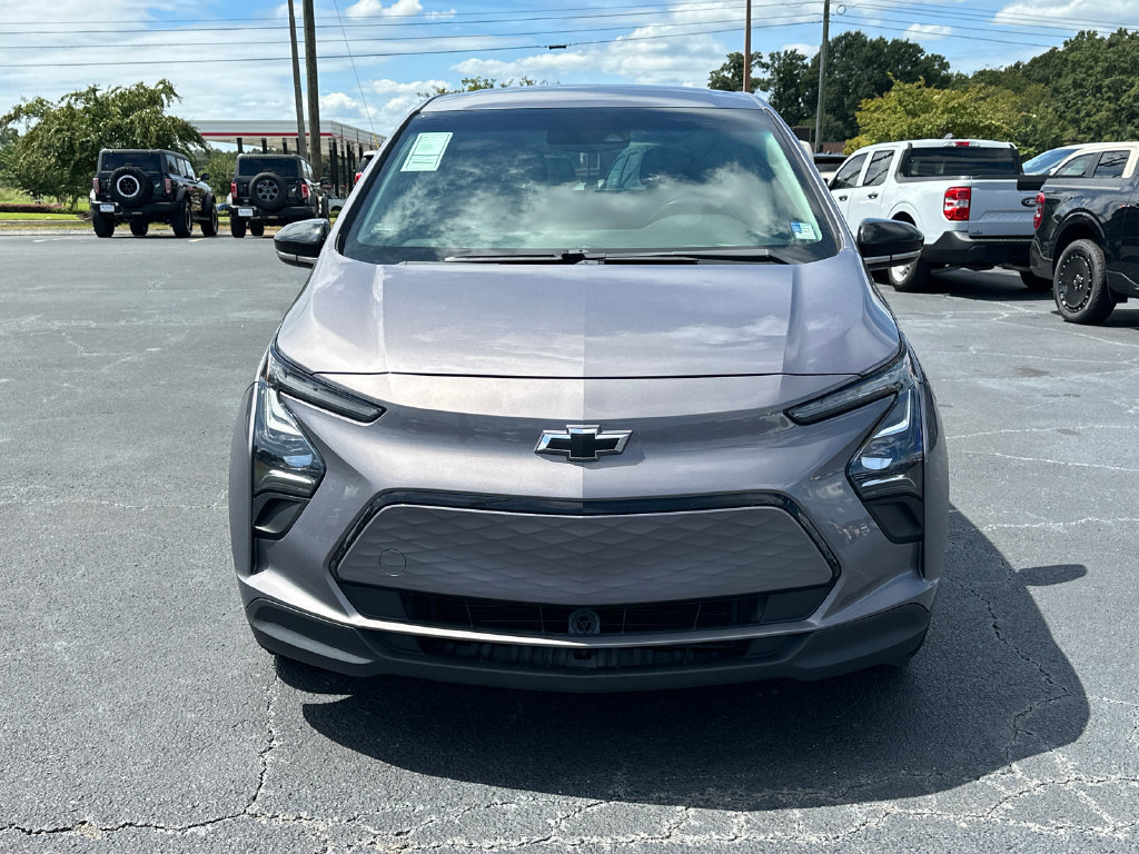 Used 2022 Chevrolet Bolt LT FWD image 2