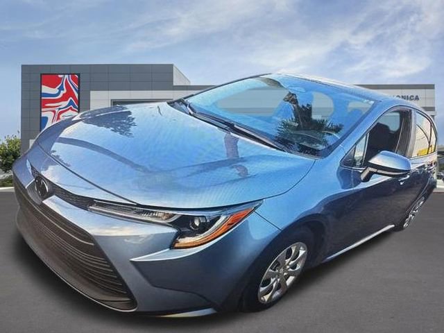 Used 2025 Toyota Corolla LE image 17
