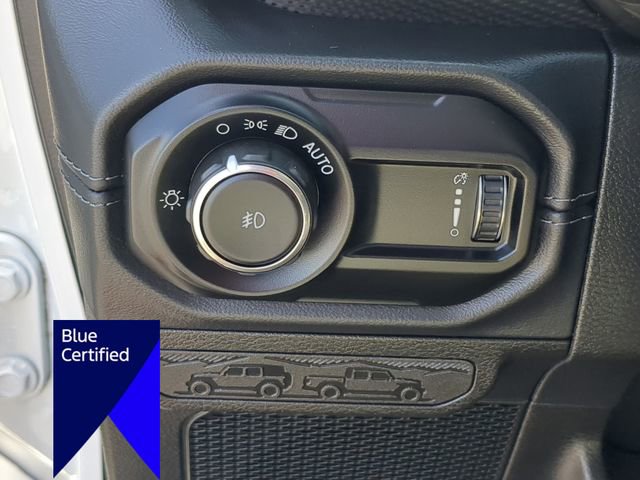 Used 2024 Jeep Wrangler Unlimited Rubicon AWD/4WD image 17
