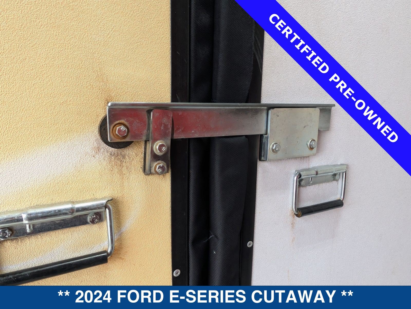 Certified 2024 Ford E-350 and Econoline 350 Super Duty w/ Power Windows & Locks Group RWD image 22