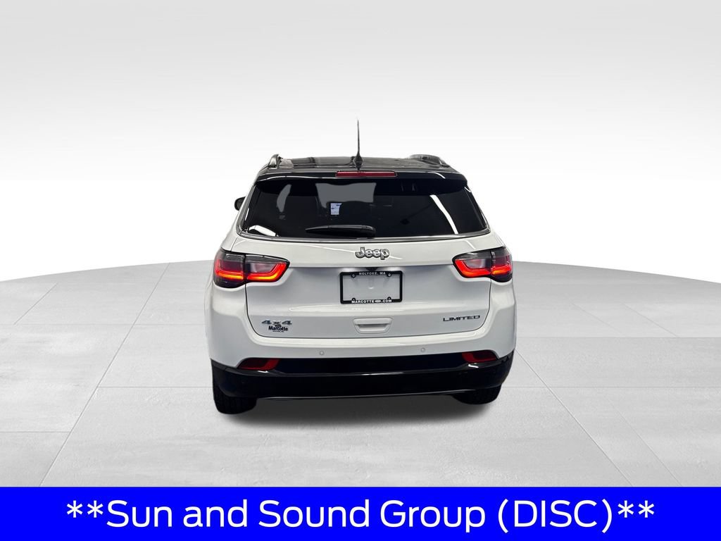 Used 2023 Jeep Compass Limited w/ Elite Group AWD/4WD image 4