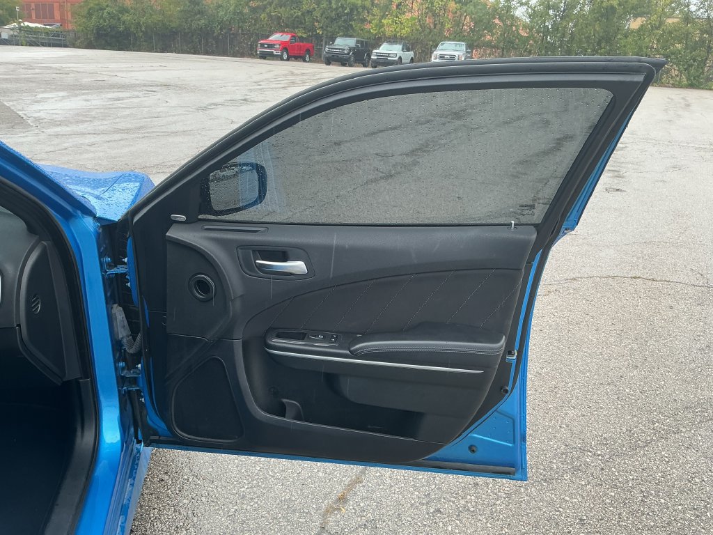 Used 2023 Dodge Charger GT w/ Technology Group RWD image 23
