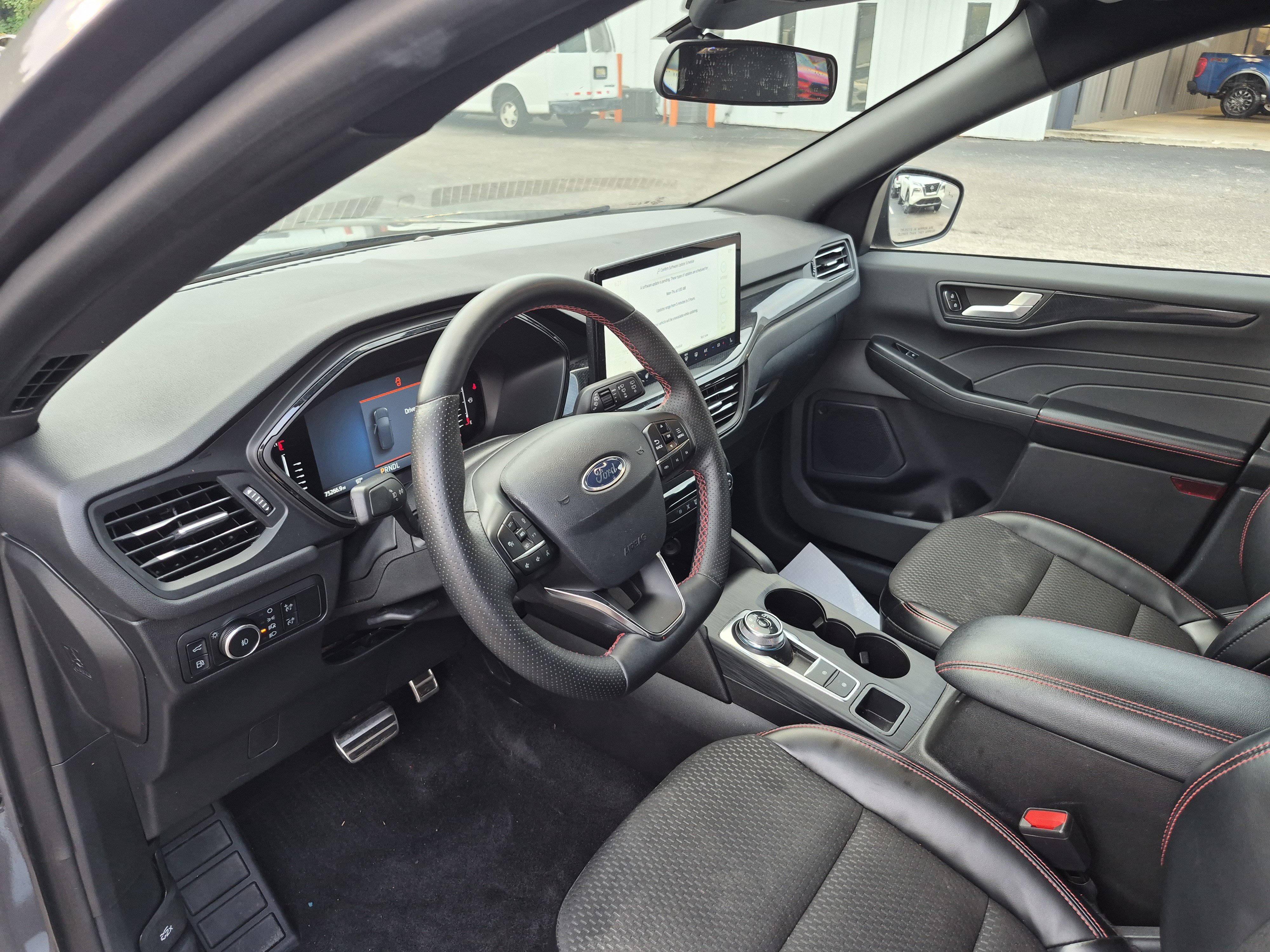 Certified 2024 Ford Escape ST-Line Select w/ Tech Pack #1 AWD/4WD image 13