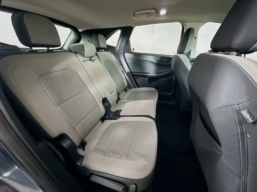 Certified 2022 Ford Escape SE w/ SE Sport Appearance Package FWD image 31