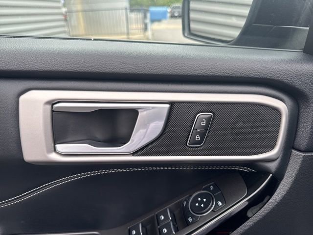 Certified 2023 Ford Explorer ST AWD/4WD image 12