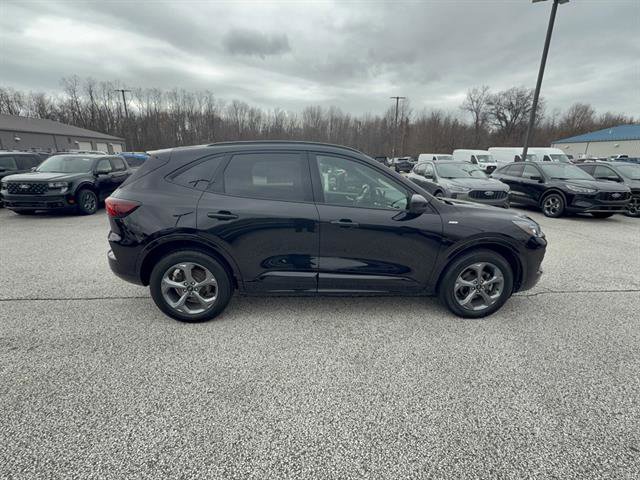 Certified 2023 Ford Escape ST-Line Select w/ Tech Pack #2 image 7